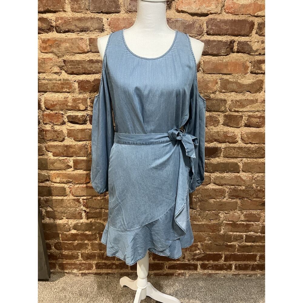 Express Women’s Blue Cold Shoulder Wrap Mini Dress Size L NWT chambray classy - Picture 2 of 6